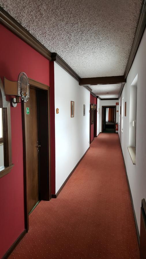 Hotel Kanz Филлах Экстерьер фото