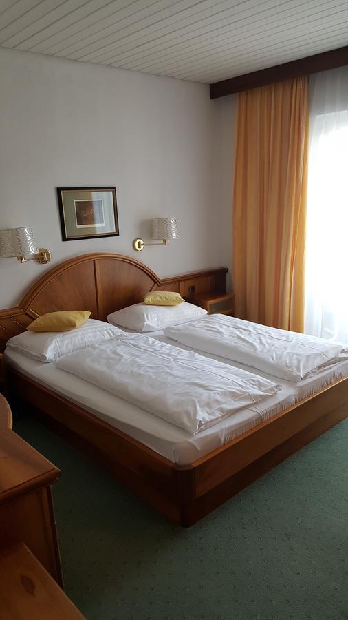 Hotel Kanz Филлах Экстерьер фото