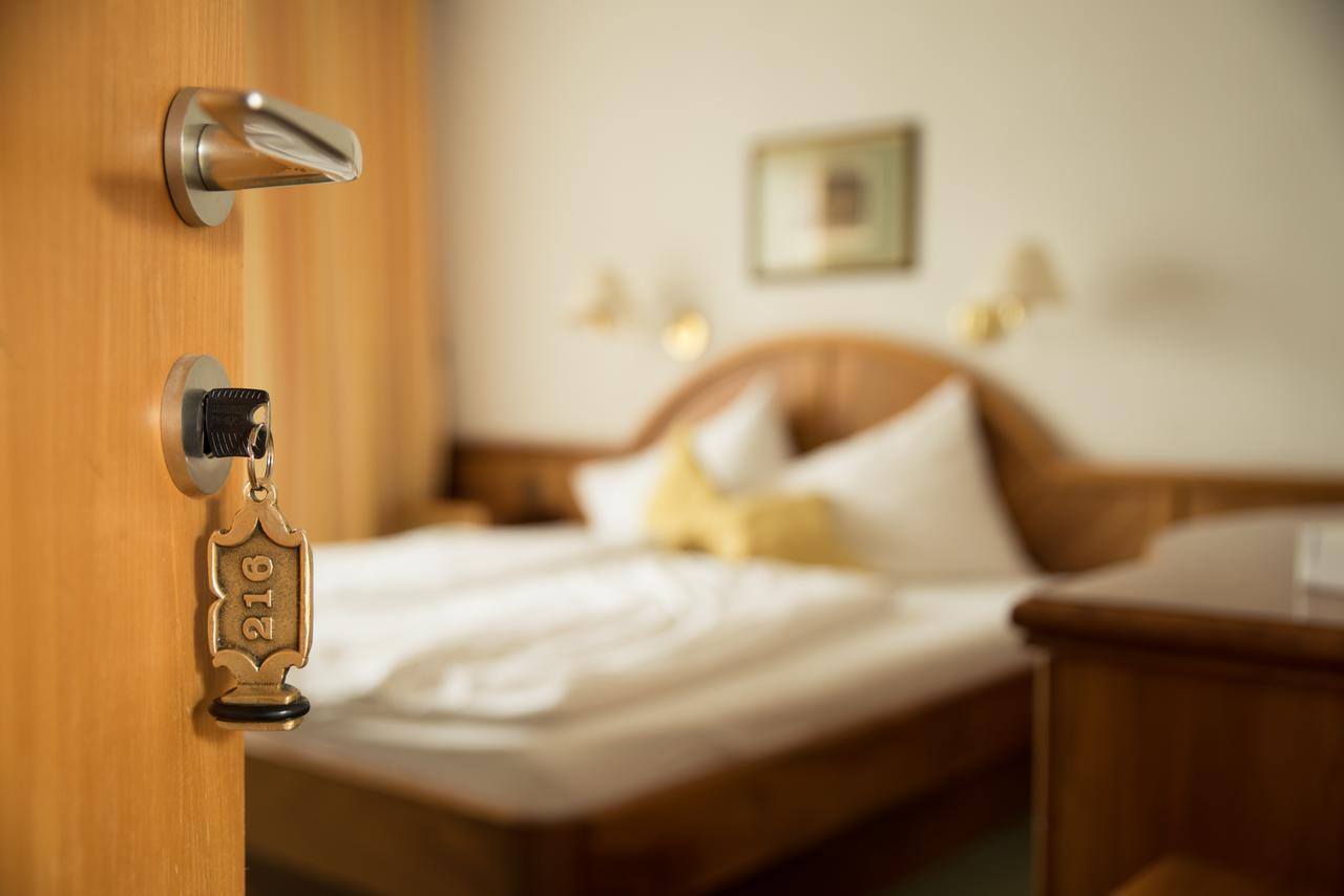Hotel Kanz Филлах Экстерьер фото